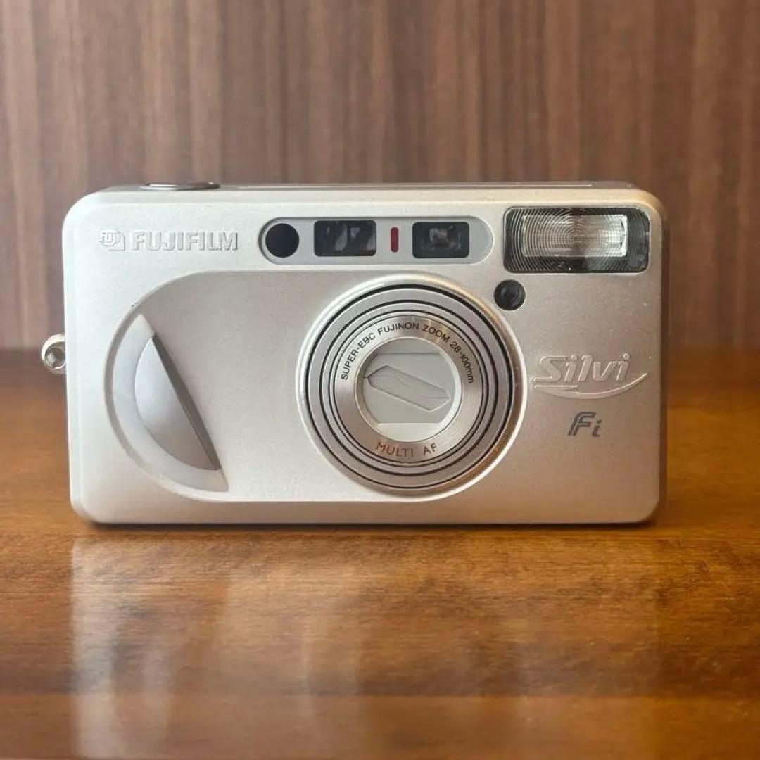 【動作良好】FUJIFILM コンパクトカメラ Silvi Fi