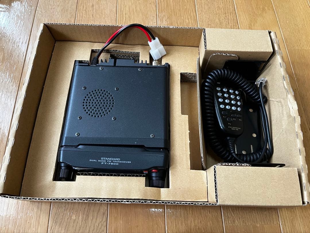 ヤエス　アマチュア無線機　FT-7900