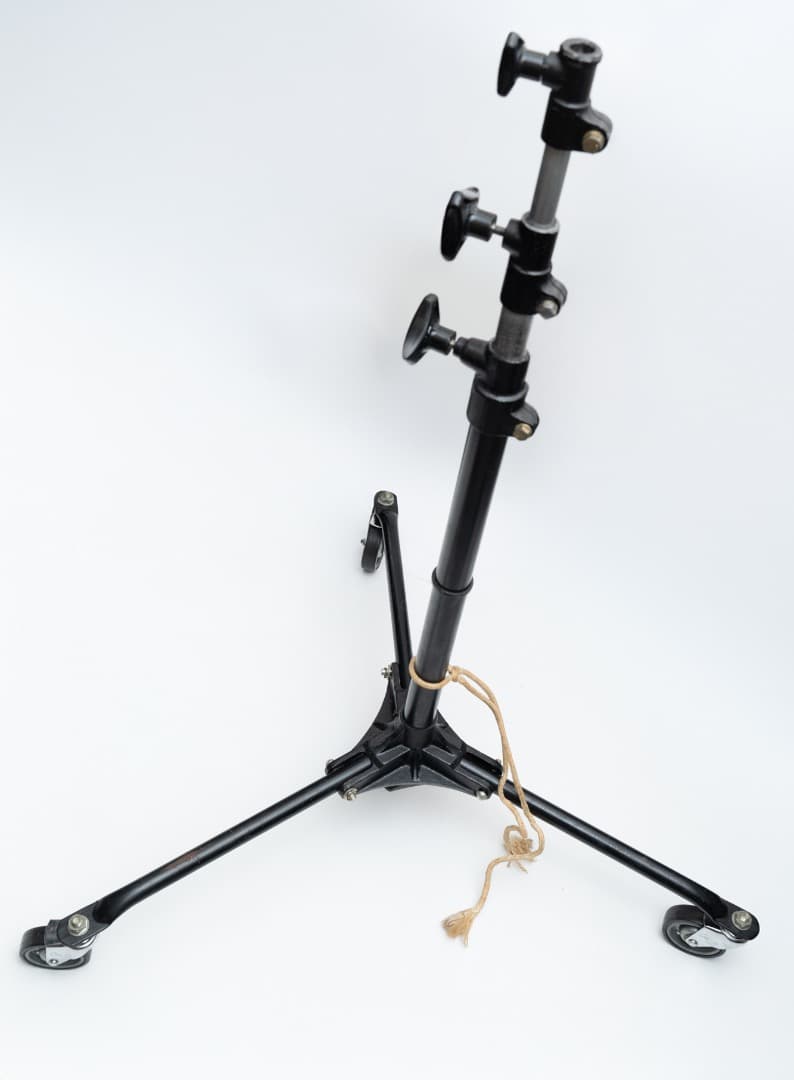 RDS　龍電社 ライトスタンド キャスター付き 1Kスタンド