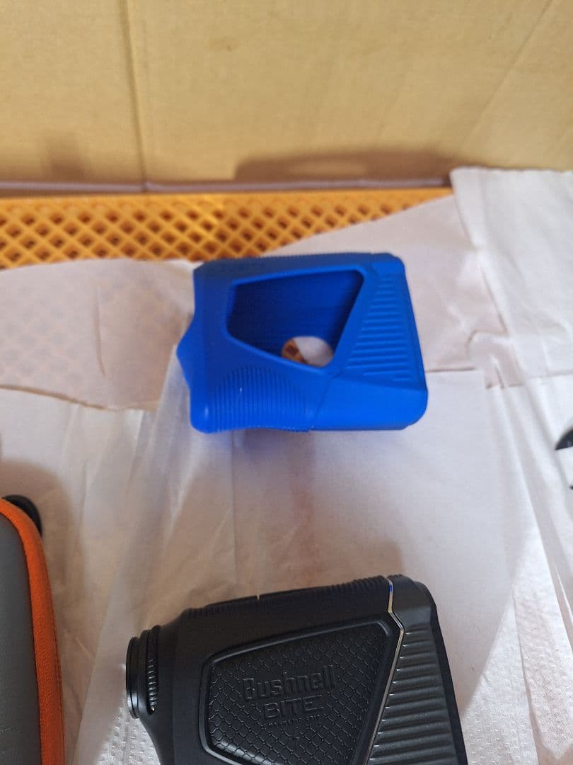 I*Y様 Bushnell PRO XE ゴルフ用レーザー距離計