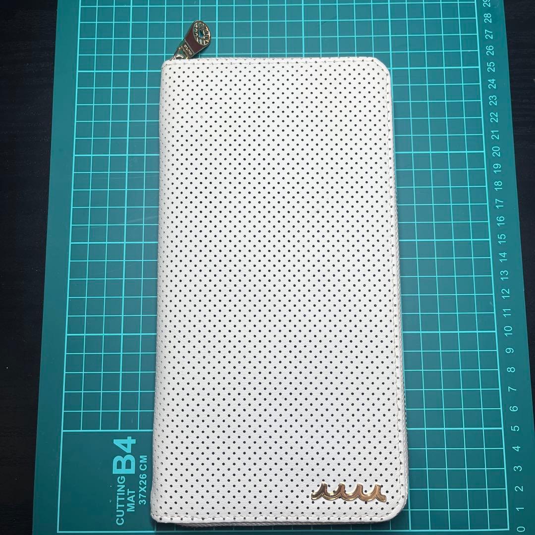 ムータ　トラベルウォレット　財布