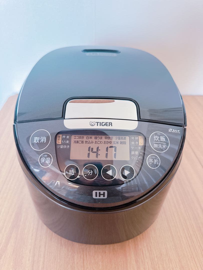 炊飯器　一升炊き　タイガーJPW-S180
