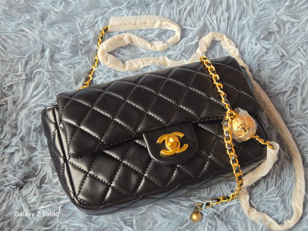 Chanel シャネル ビューティー ノベルティ ミニ フラップバッグ