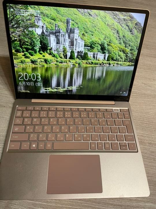 Microsoft SURFACE Laptop GO サンドストーン