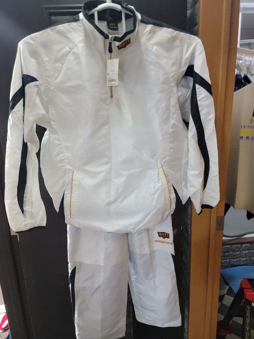 ZETTゼット　プロステータス　ウインドブレーカー上下セット 　新品　XOサイズ