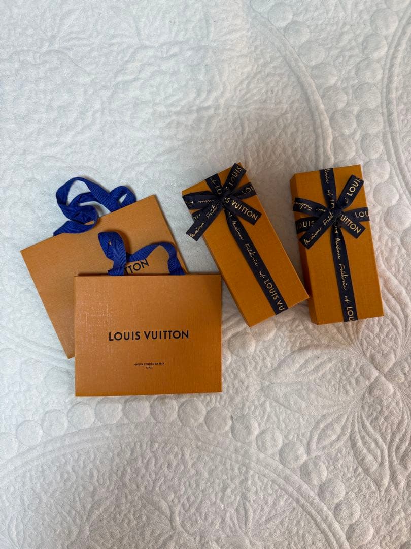 LOUIS VUITTON ルイヴィトン☆ DARK CHOCOLATE BAR