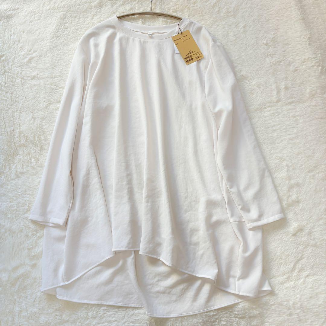 未使用タグ＊BEARDSLEY ビアズリー 後ろドレープTブラウス　Fサイズ