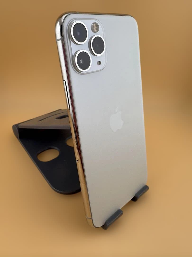 iphone 11pro 256GB シルバーSIMフリーバッテリー100%