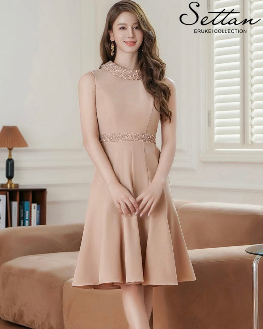 【最終値下げ】SETTANベージュ首元パールノースリーブミディアムドレス