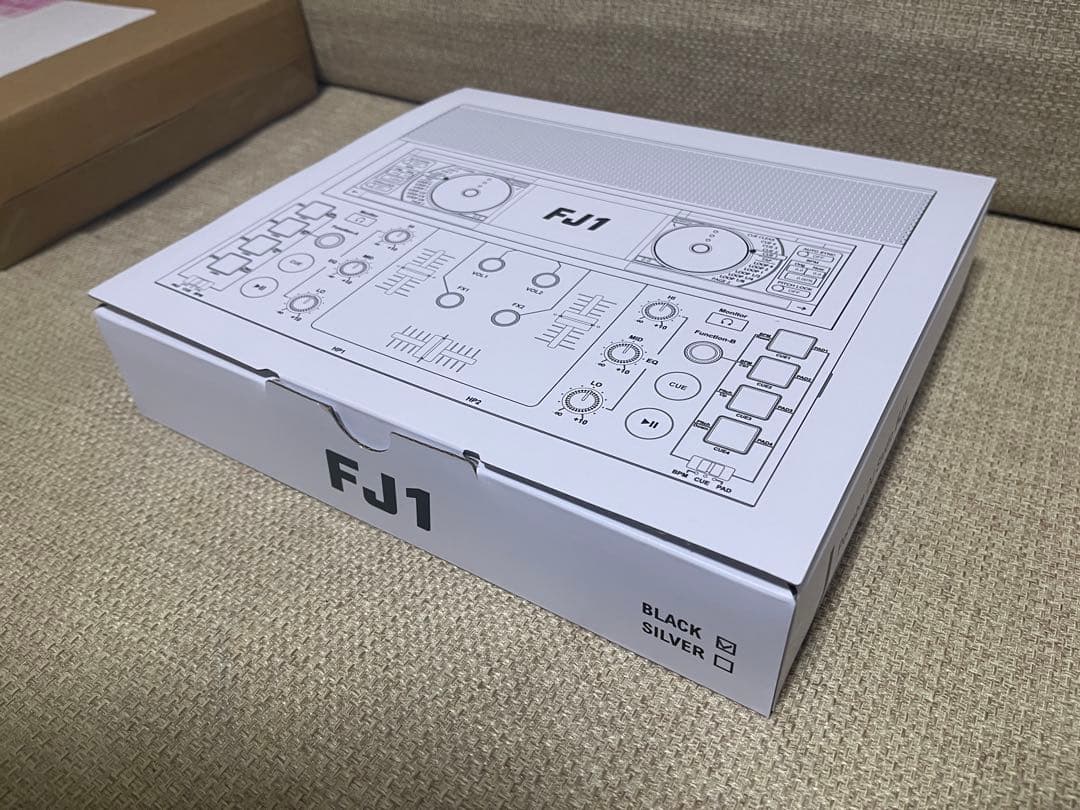 FJ1 DJコントローラー ブラック※未使用