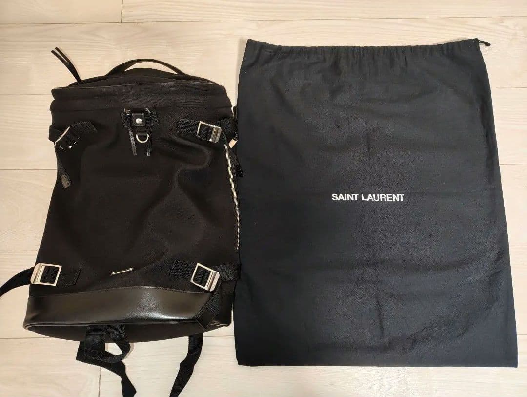 サン・ローランパリ　リビングトン　キャンバス　リュック