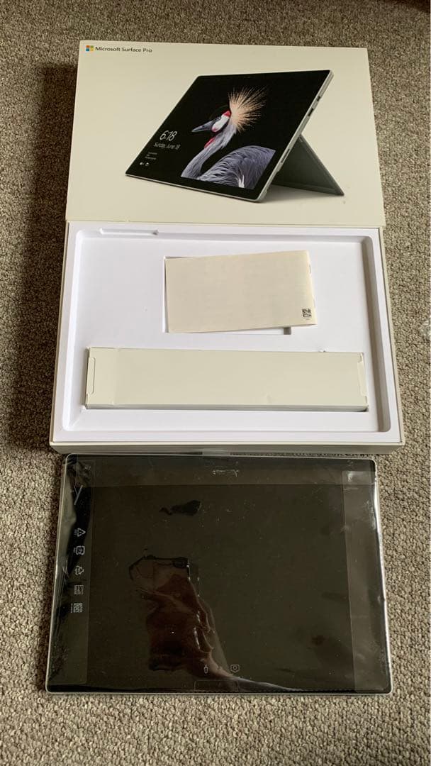 Surface Pro 5 8/256G Office ライセンス付