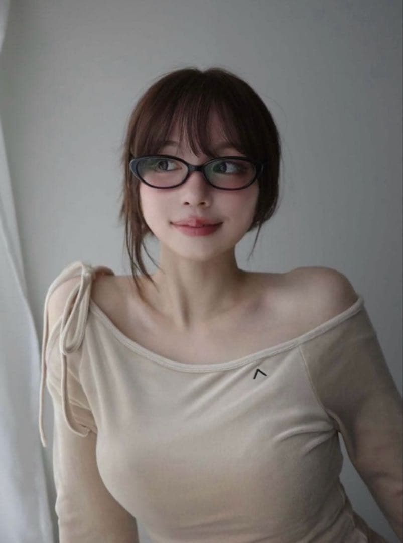 andmary アンドマリー Ruth velour tops