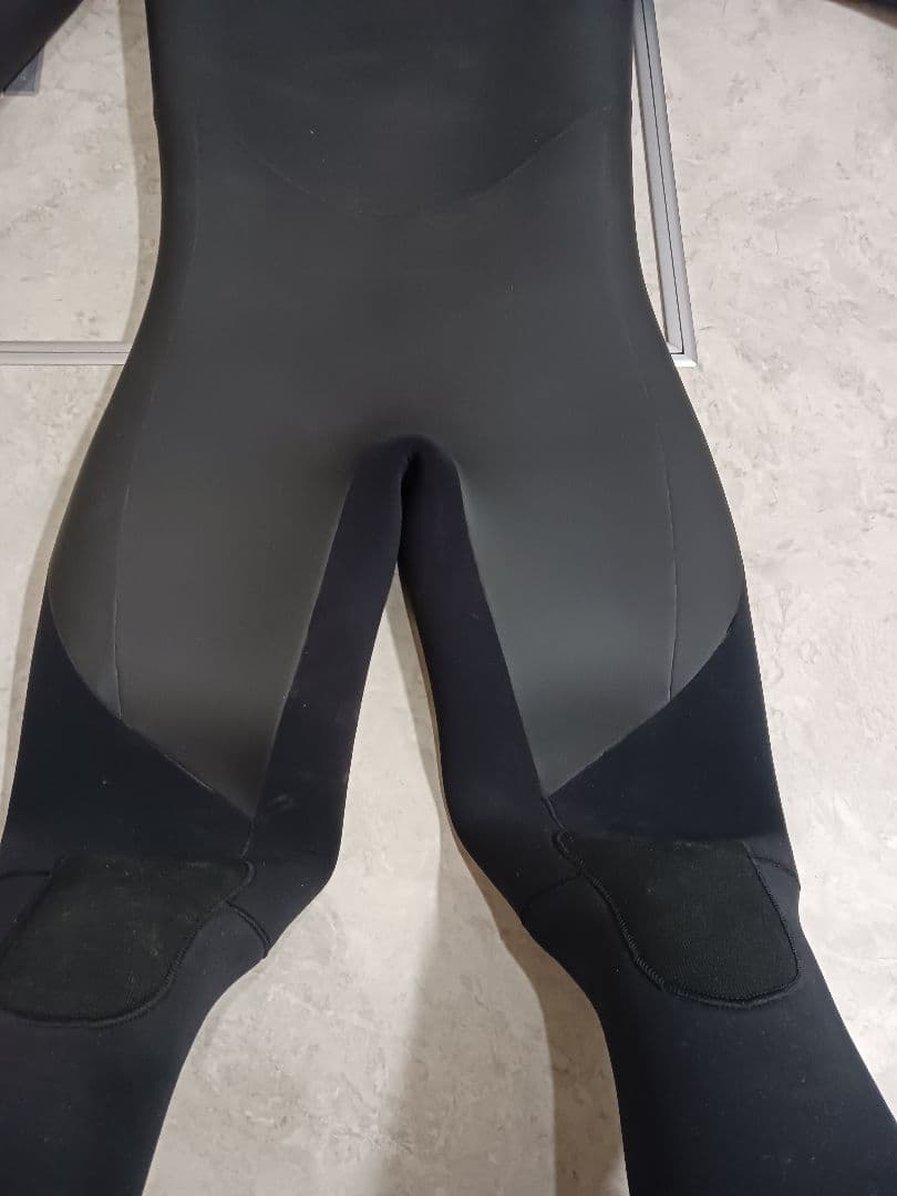 国産高品質　SHISEE セミドライ　ウェットスーツ