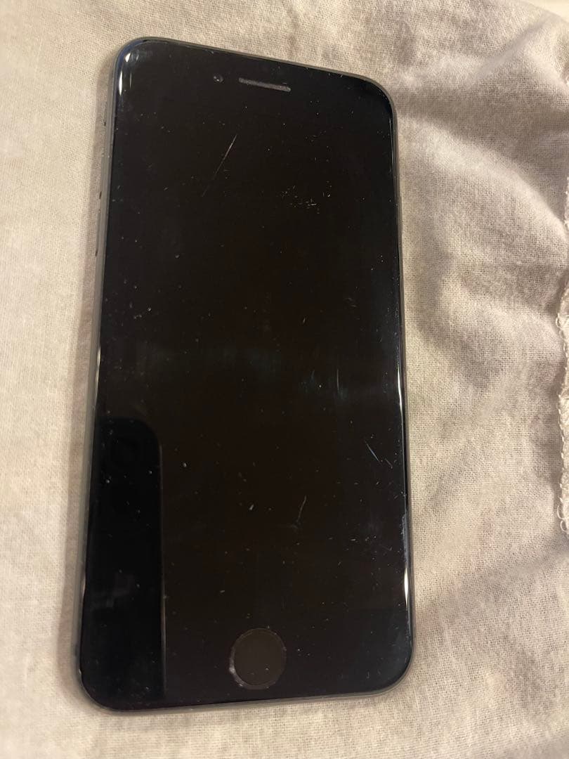 Apple iPhone 8 スペースグレー 本体