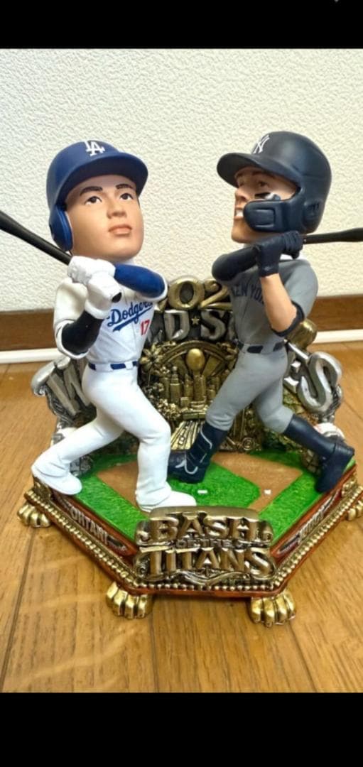 2024 World Series デュアルボブルヘッド