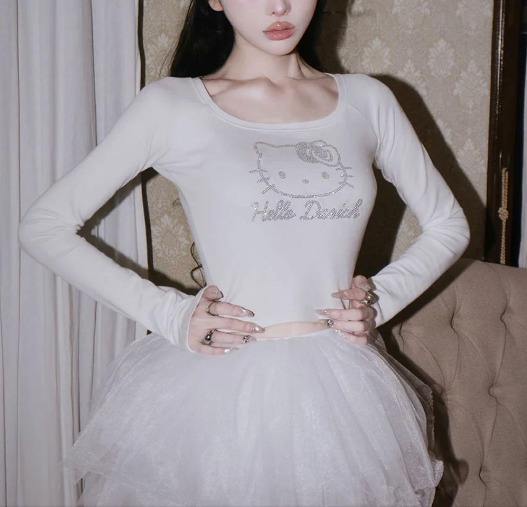 ダーリッチ Hello Darich コンパクトロングTシャツ ホワイト 白