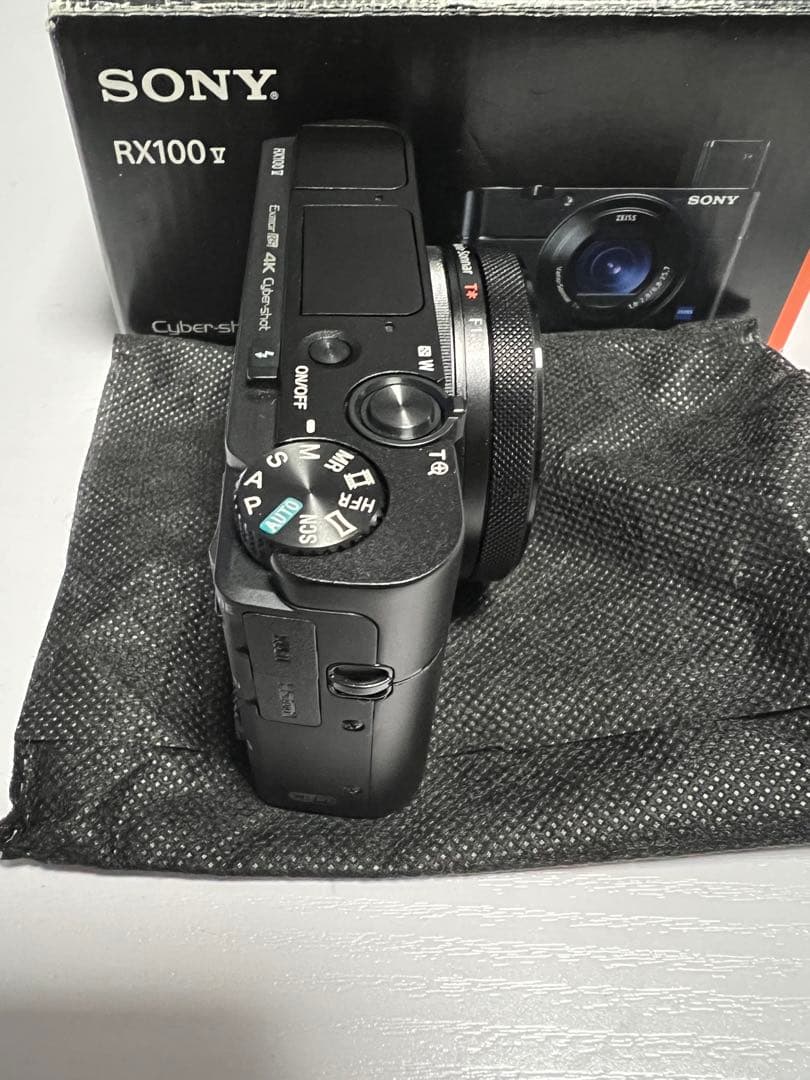 【極上美品】SONY RX100M5A デジタルカメラ