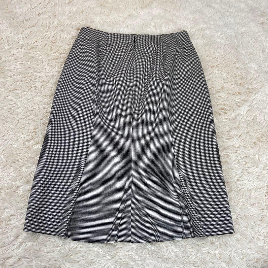 インディヴィ　スカートスーツ　イタリア高級生地 ロロピアーナ　シルク混　千鳥柄