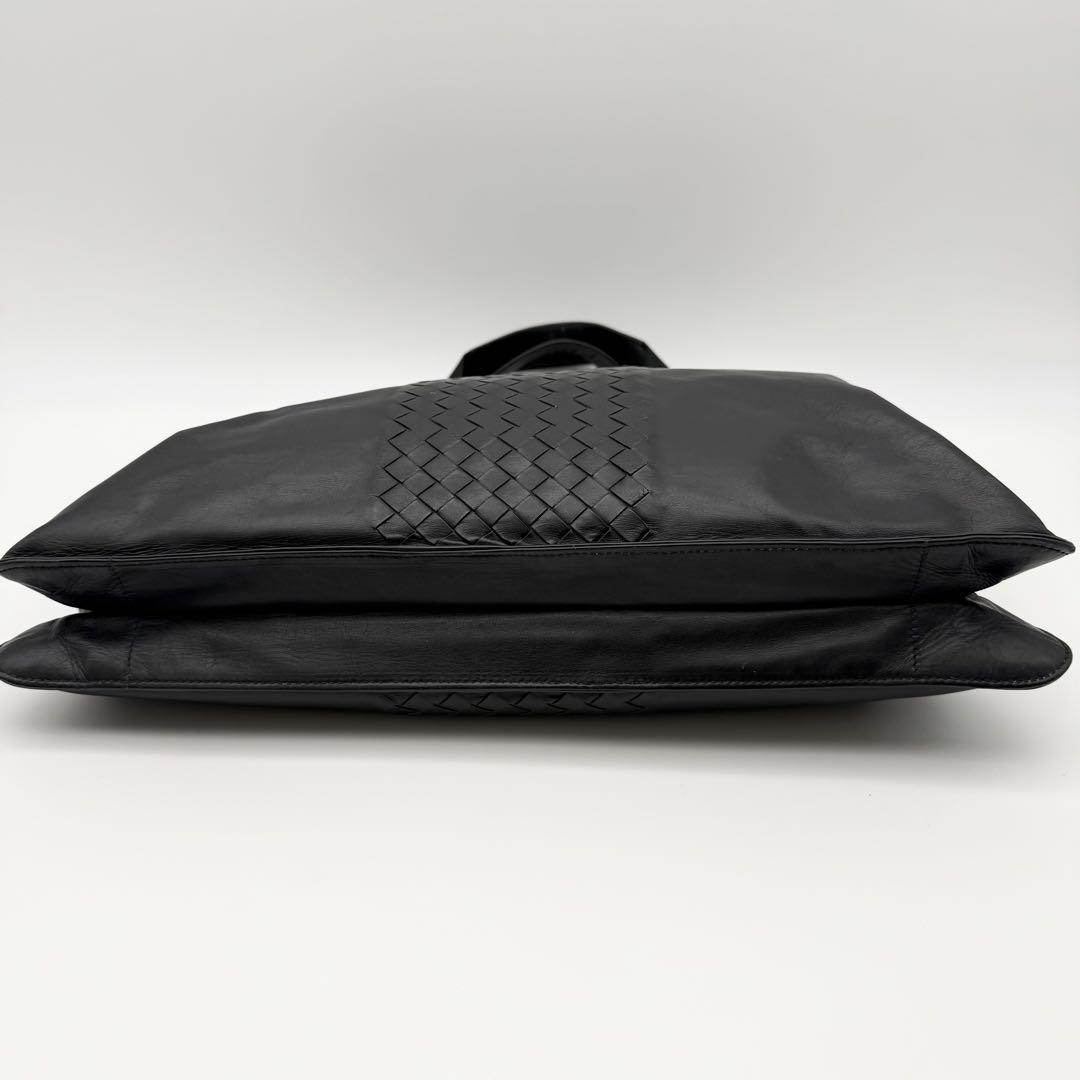 ボッテガヴェネタ イントレチャート ブリーフケース 黒 A4 PC可