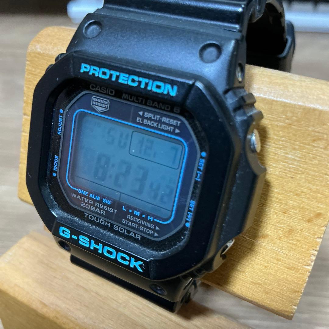 電波ソーラー　CASIO G-SHOCK ブルー＆ブラック　GW-M5610BA
