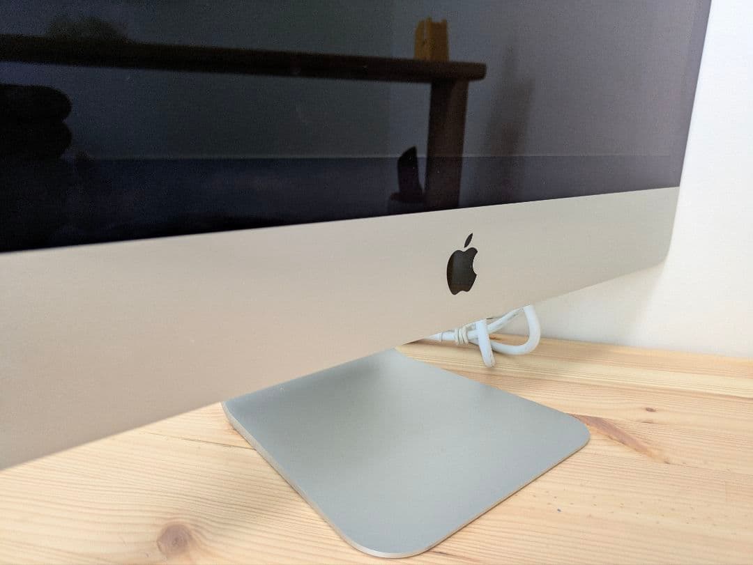 iMac　Retina 4K 21.5インチ