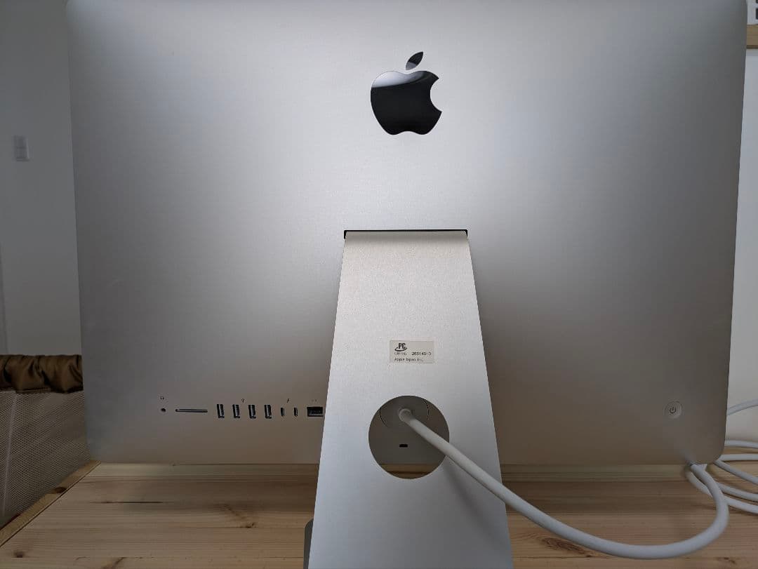 iMac　Retina 4K 21.5インチ