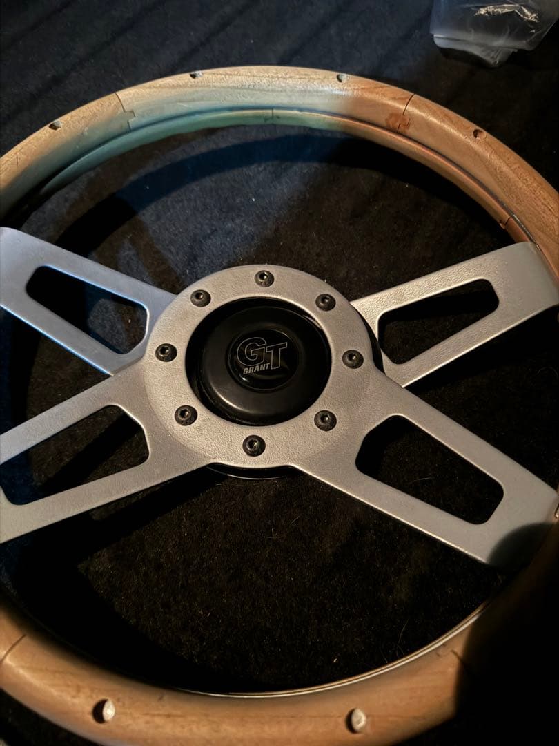 ムーンアイズ　ステアリング　グラント