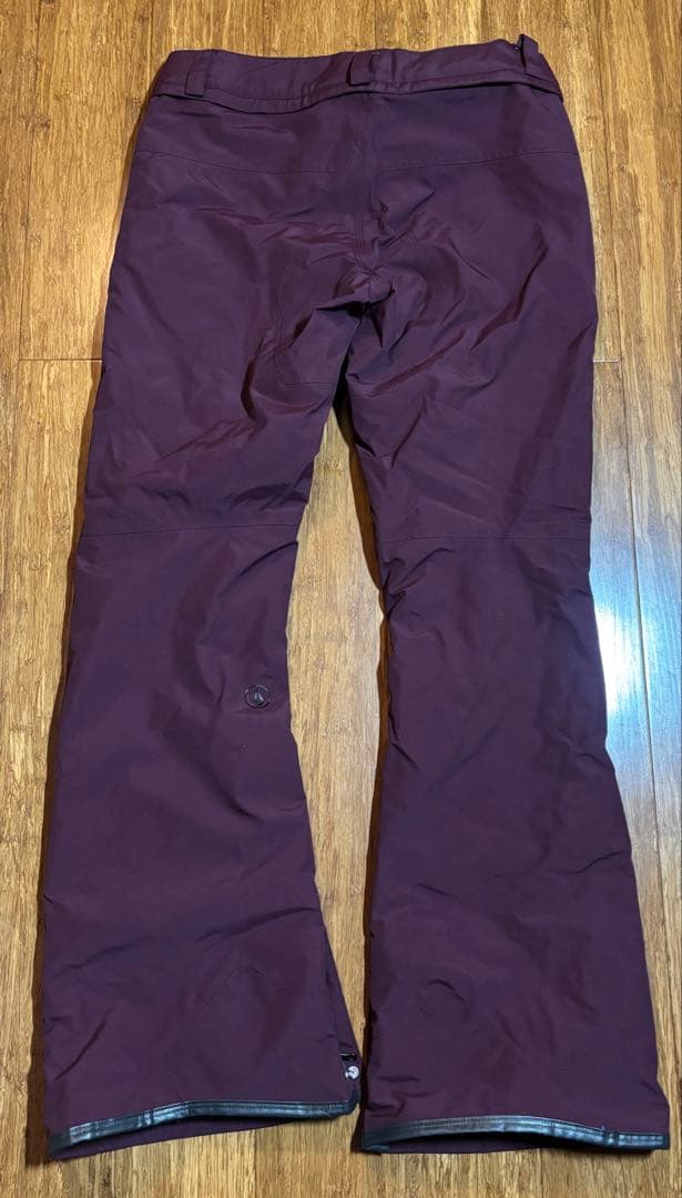 VOLCOM GORE-TEX スノーボードパンツ レディースMサイズ