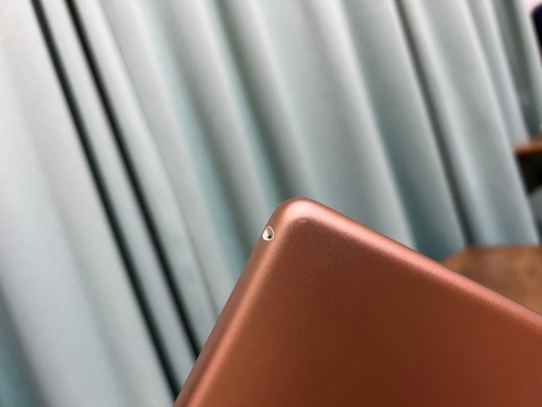 iPad 8世代 10.2インチ32GB Wi-Fi バッテリー89%