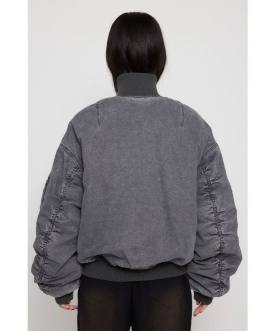 グレー ボリュームスリーブ アウター