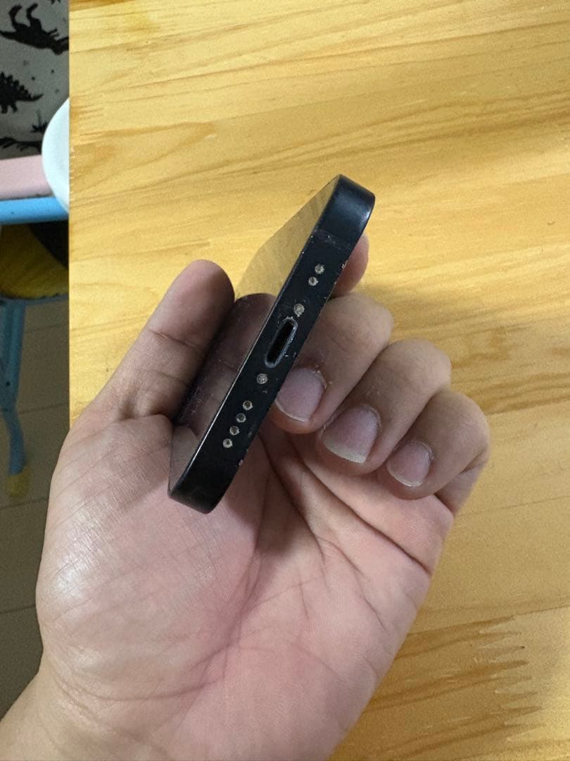 Apple iPhone 13 ミッドナイト　MINI