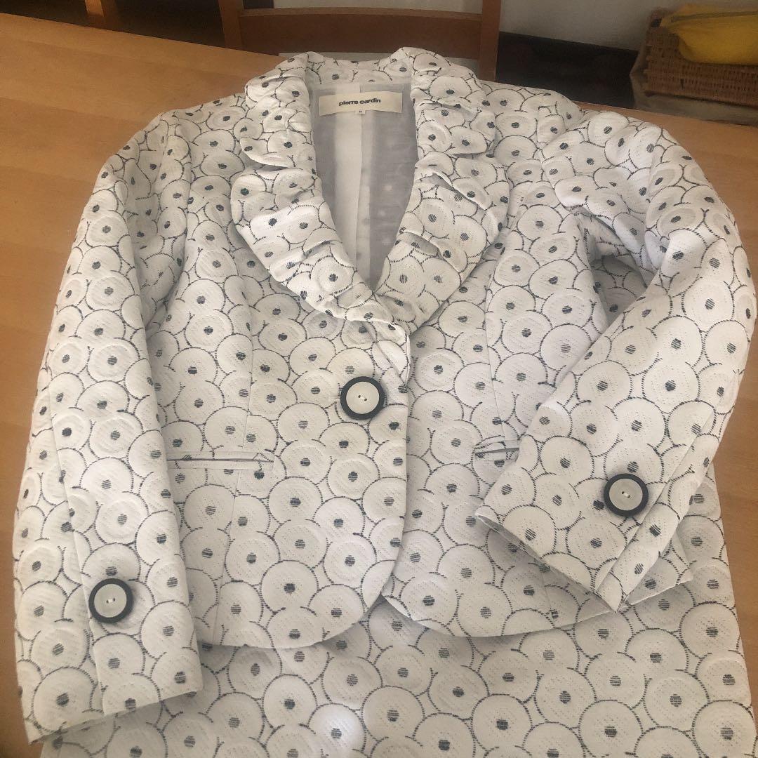 美咲さん専用です。大幅値下げ　美品　ピエールカルダン　スーツ