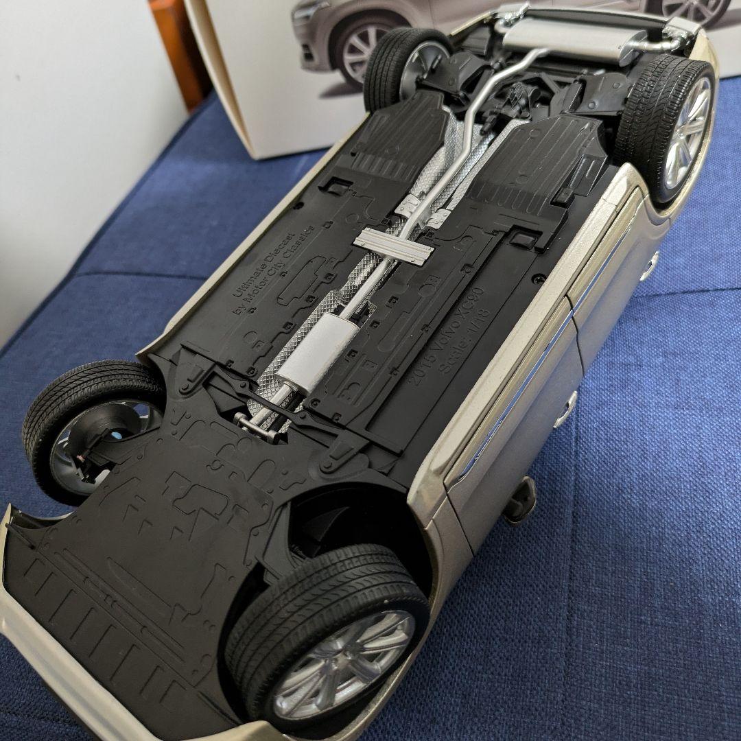ボルボ　 XC90 ミニカー 1/18　修復あり　ジャンク