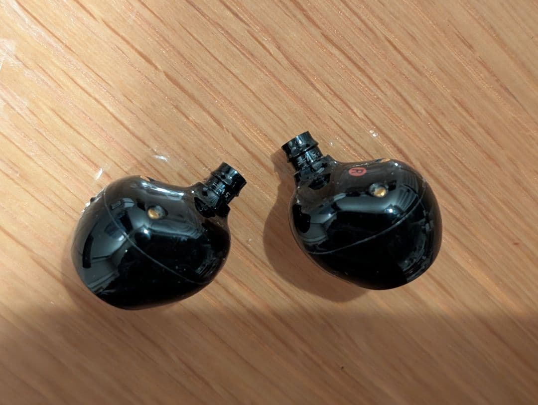 イヤホン WF-1000XM5