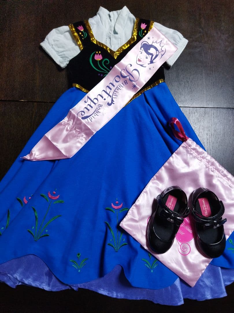 ディズニー　アナ　ビビディバビディブティック　ドレス