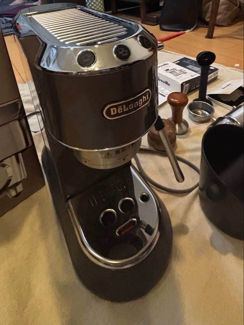【美品】DeLonghi デディカ アルテ エスプレッソマシン 訳あり
