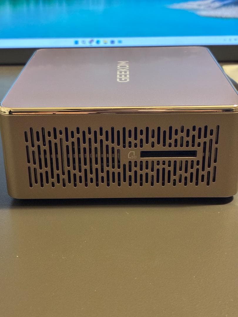 Windowsデスクトップ GEEKOM A5 AMD Ryzen 5 7430U 16GB 512GB