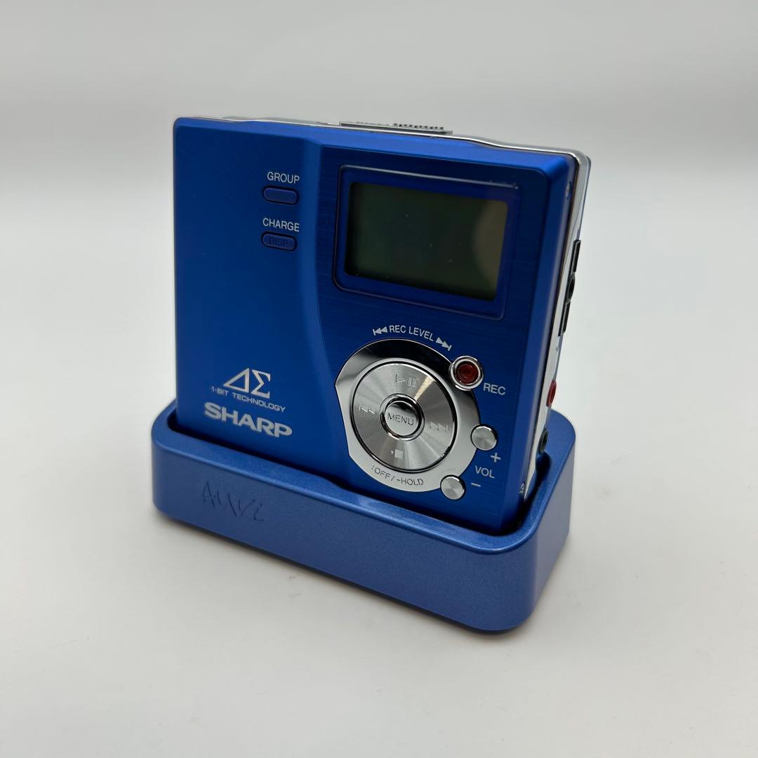 ほぼ未使用品　SHARP ポータブルMDプレイヤー　MD-DR77-A ブルー