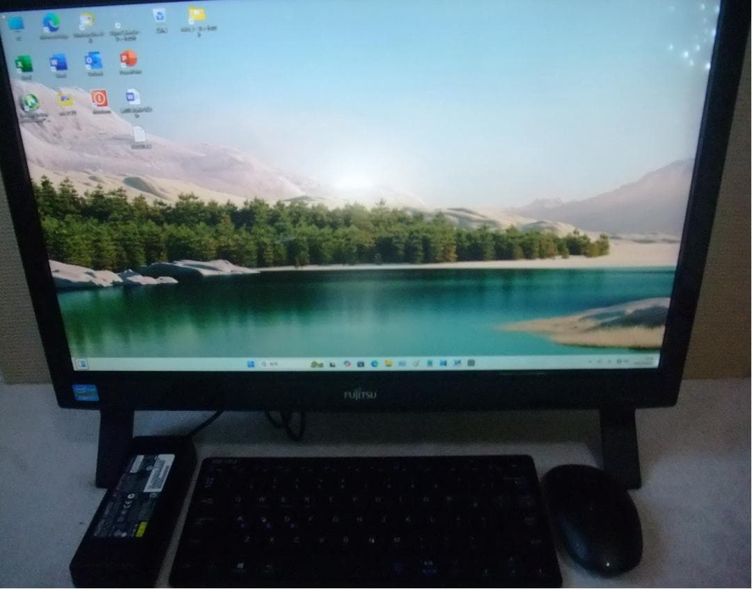 FH56RD W11 i7 8GB 2TB TV BD Office 少難即使用