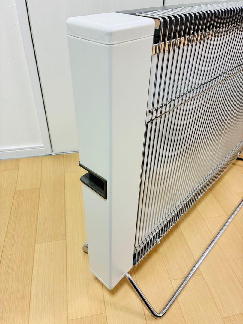 【状態良好】サンラメラ　1200W型　遠赤外線セラミックヒーター