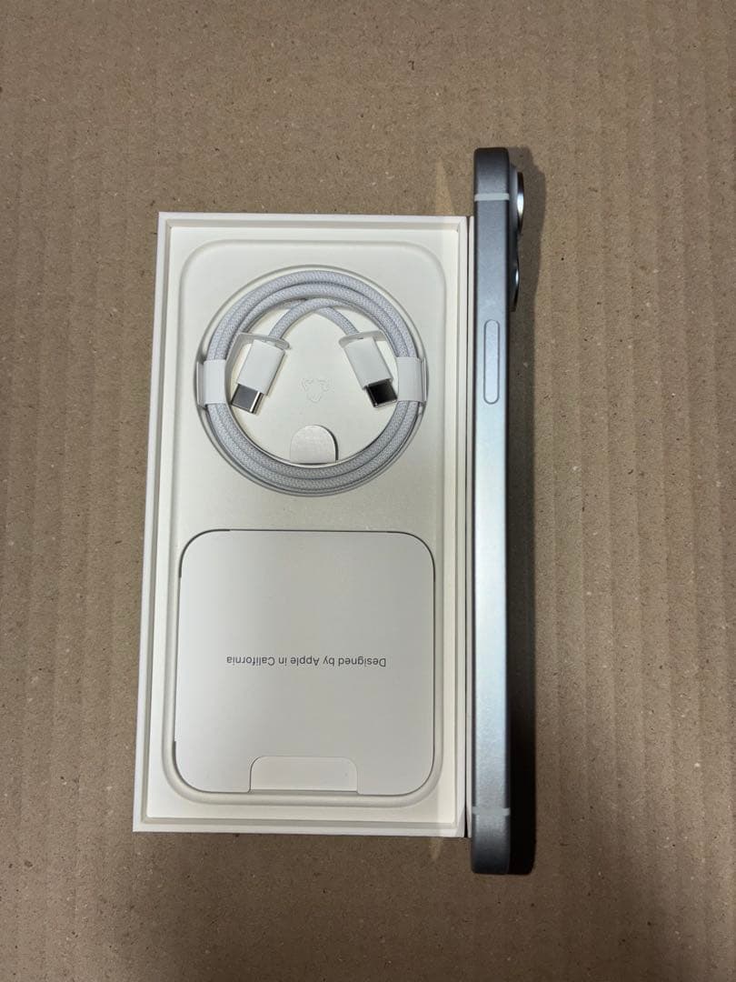 iPhone 15 Plus ブルー 128GB SIMフリー 美品