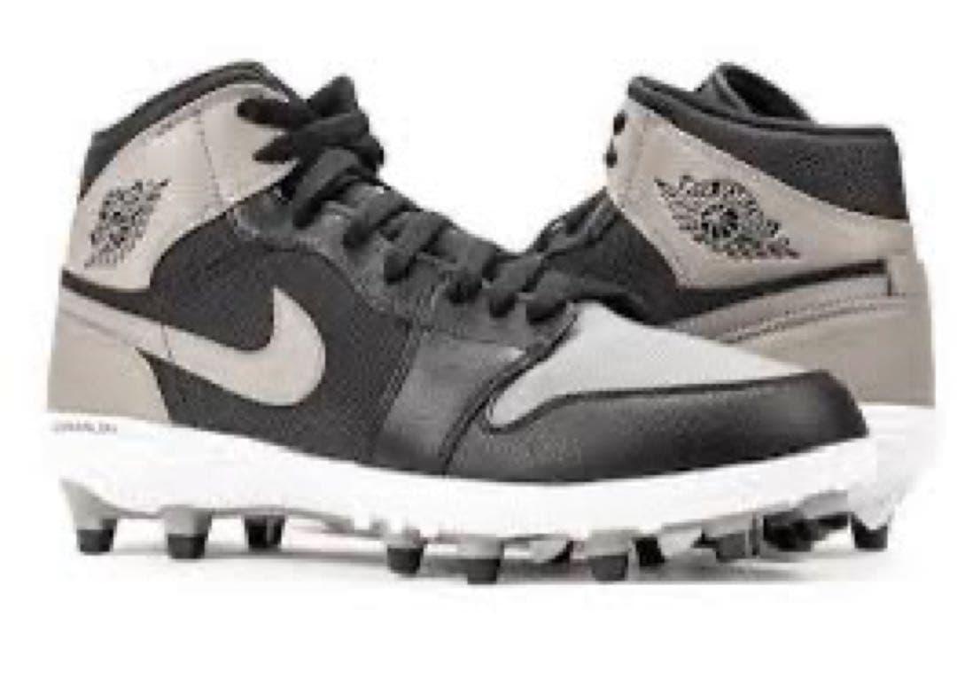 ナイキ　エアジョーダン1 野球　スパイク　ポイント