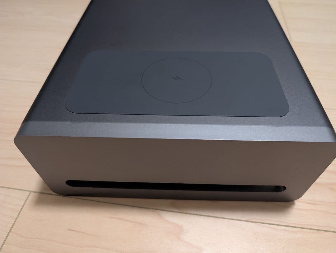 Anker 675 USB-C 12-in-1 ドッキングステーション