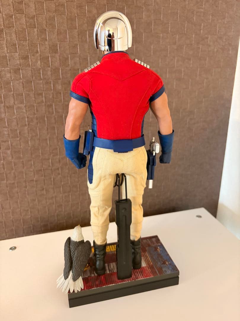 Peacemaker 1/6スケールフィギュア