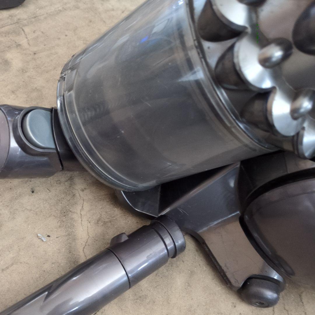 Dyson DC63 キャニスター掃除機　 簡易清掃済み