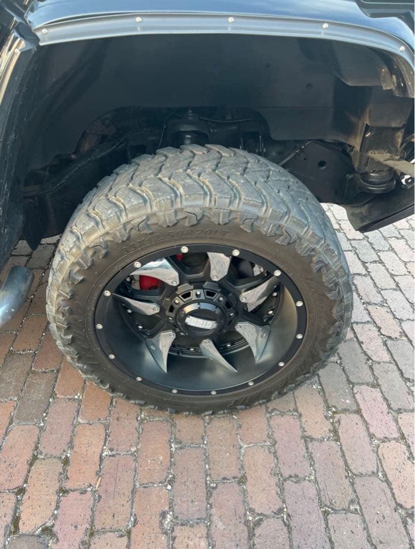 オフロードタイヤ(33x12.5×r20)4本