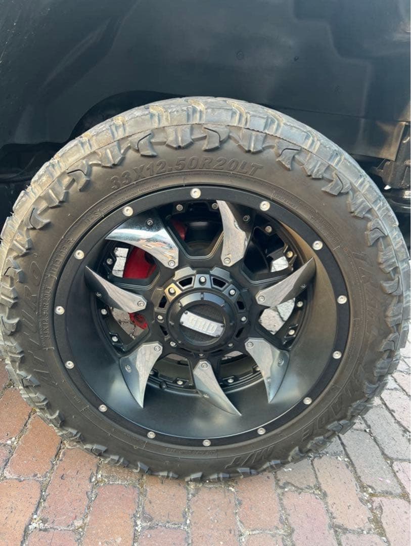 オフロードタイヤ(33x12.5×r20)4本