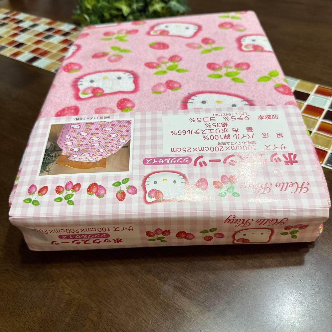 【HELLO KITTY】未使用　ハローキティ　パイル地　ボックスシーツ