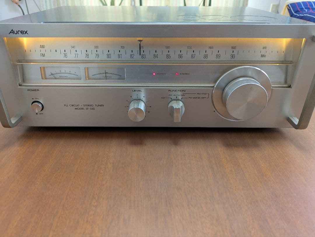 東芝AurexチューナーST320とアンプSB320